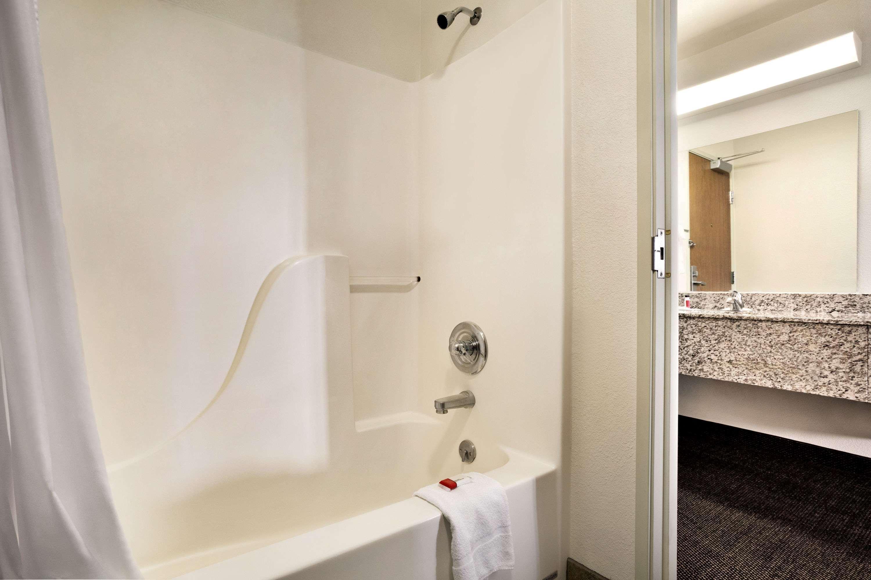 Travelodge By Wyndham Cheyenne Exterior foto